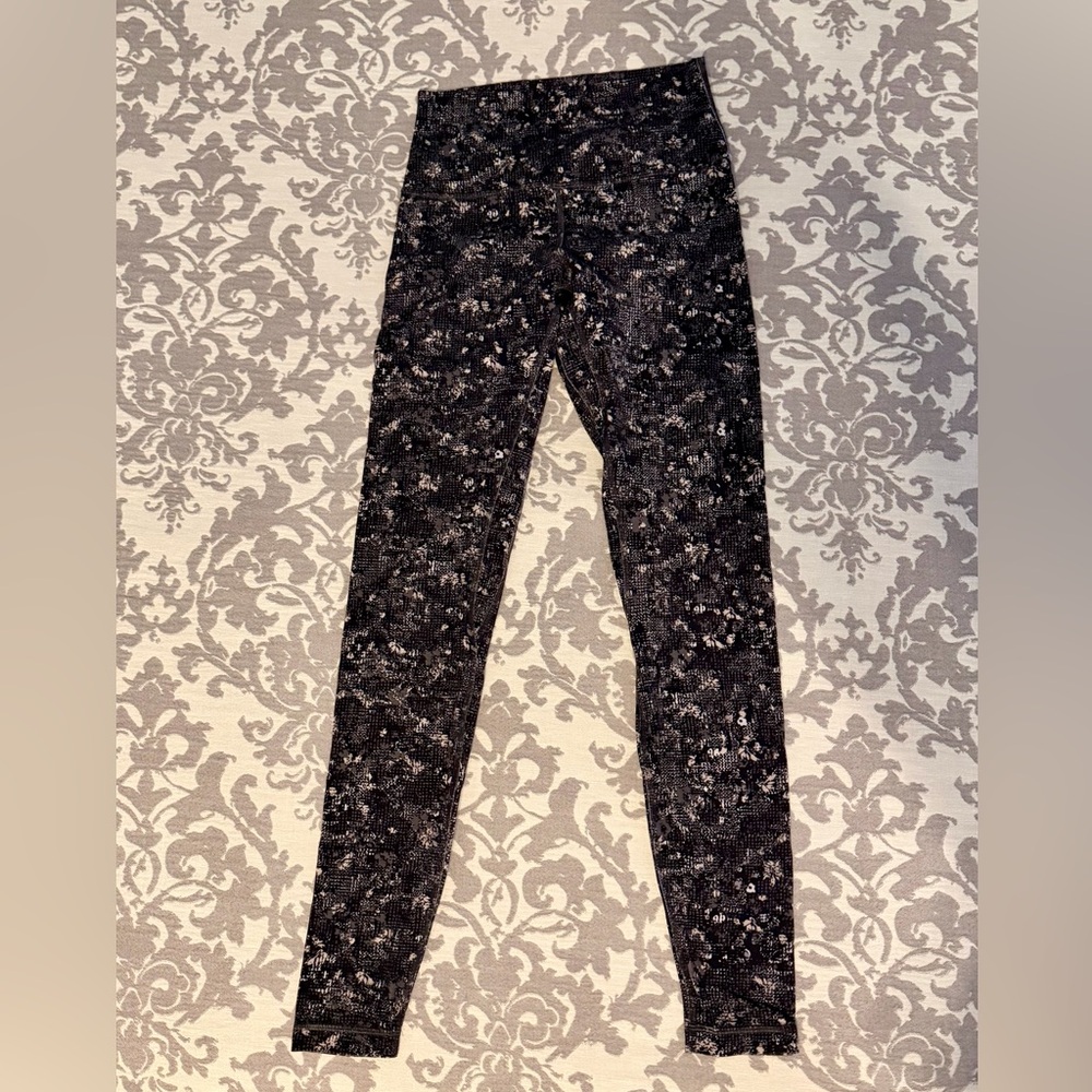 lululemon Align Black and Gray Floral Leggings, Size 6